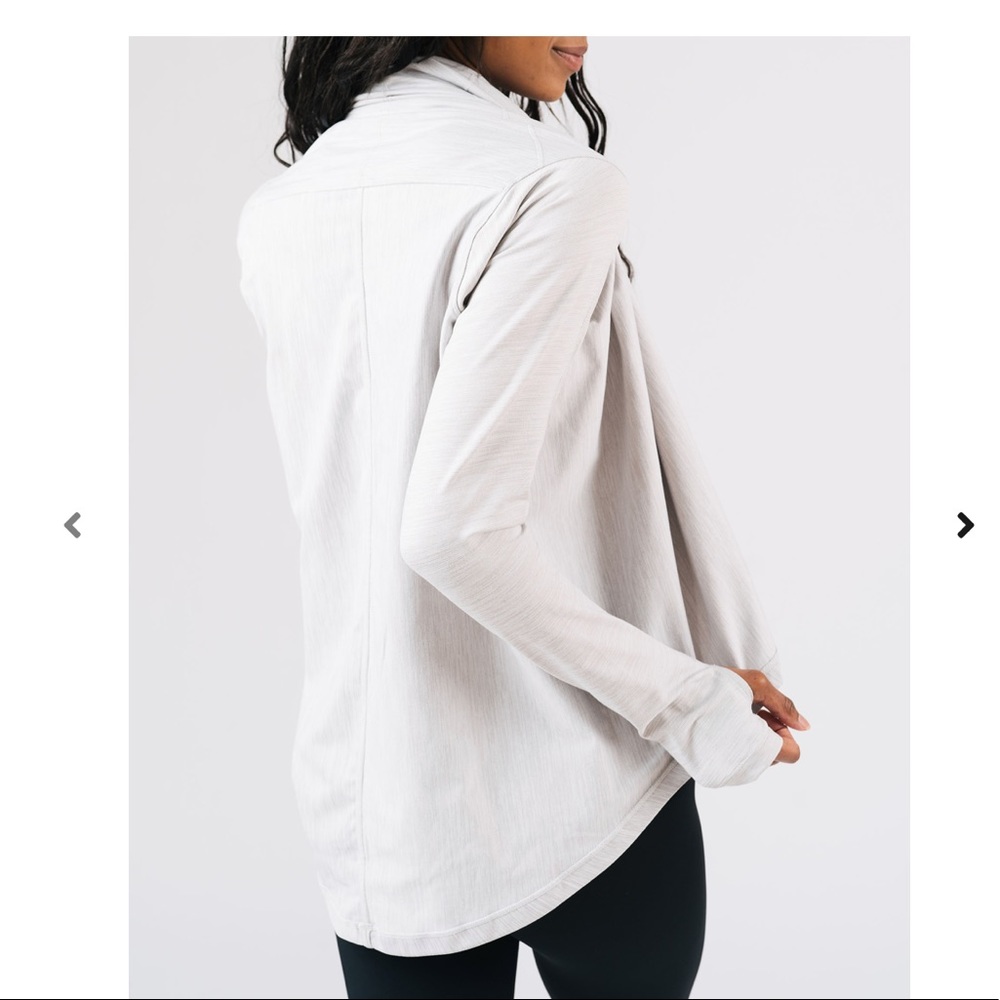 Zyia Activewear Cream Yoga Shawl XS - Picture 2 of 11